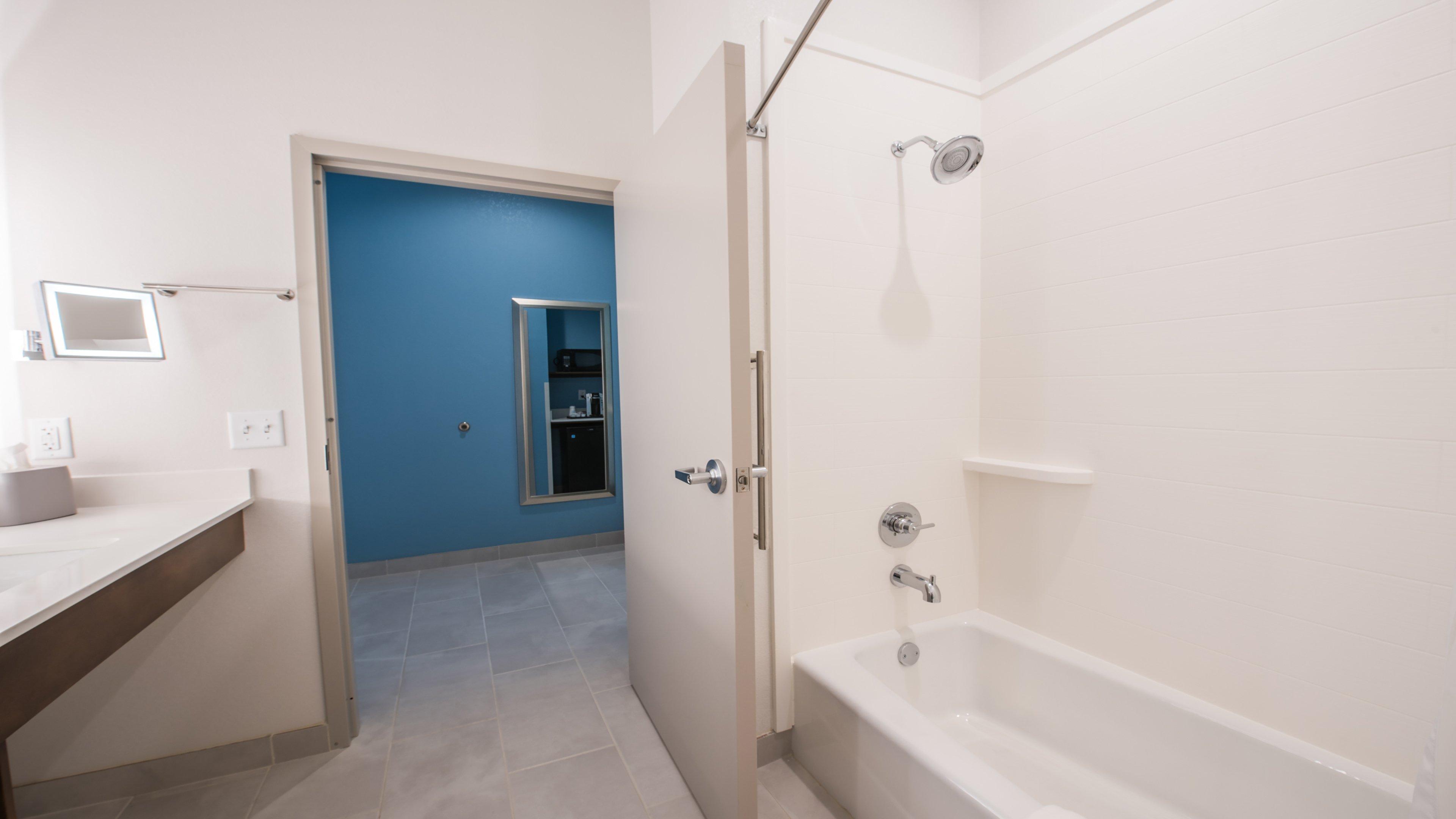 Holiday Inn Express & Suites - Dripping Springs - Austin Area By Ihg Exterior photo