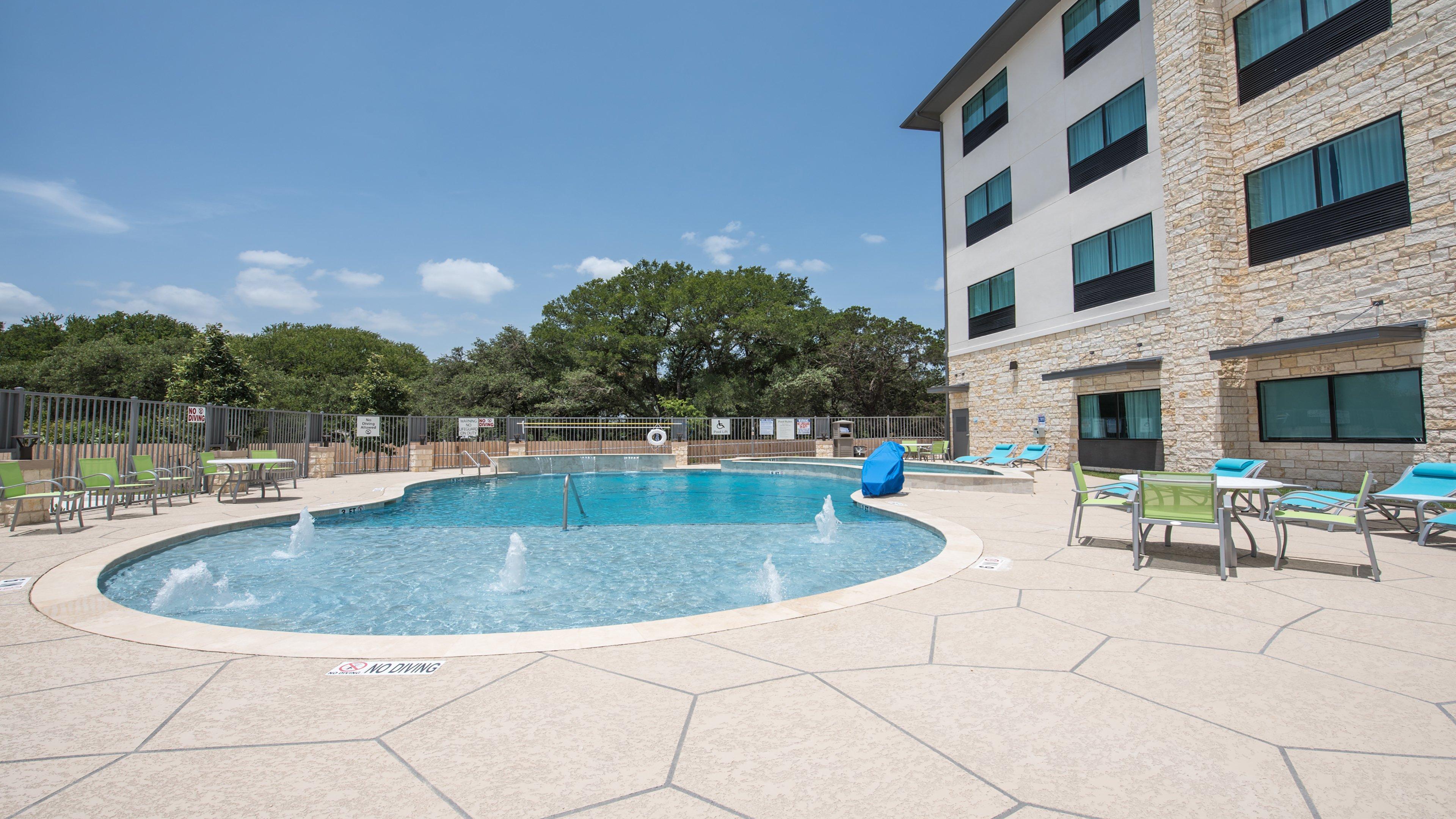 Holiday Inn Express & Suites - Dripping Springs - Austin Area By Ihg Exterior photo